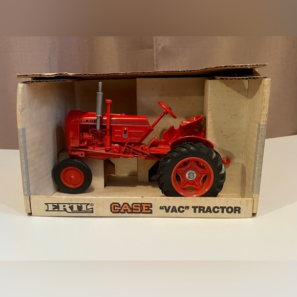 Ertl Other - Vintage 1988 Ertl “Vac” Tractor NIB